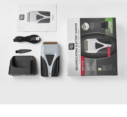 Επαναφορτιζόμενη Ηλεκτρική Ξυριστική Μηχανή με Μπαταρία 1200mAh και Ψηφιακή Οθόνη για την Περιποίηση των Ανδρών