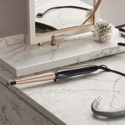 Κεραμικό κουλουράκι μαλλιών με βαρέλι 25mm 1 έτος εγγύηση και τάση 110-240V για ομαλά γυαλιστερά κουλουράκια